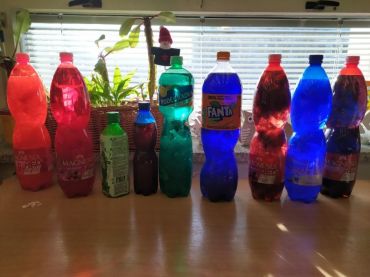 Foto k aktualitě Barvení sněhu v družině