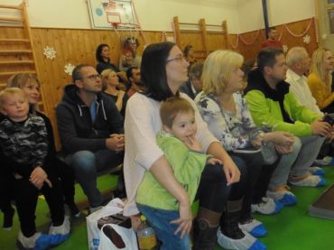 Foto k aktualitě Vánoční besídka 1.třídy