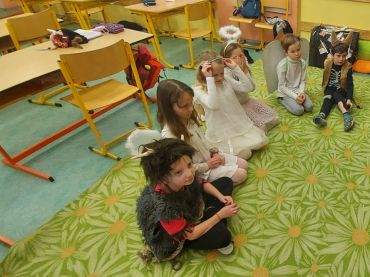 Foto k aktualitě Čerto-andělské vyučování ve 3. třídě