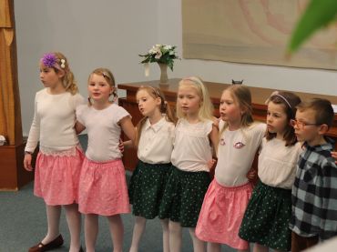 Foto k aktualitě Vystoupení prvňáčků na vítání občanků