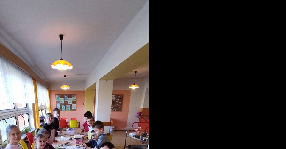 Prvňáčci pečou velikonoční perníčky