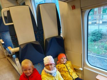 Foto k aktualitě Prvňáčci na exkurzi v Zámku Kinských