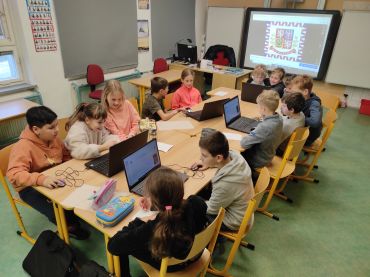 Foto k aktualitě Projektový den - Prezidenti ČR