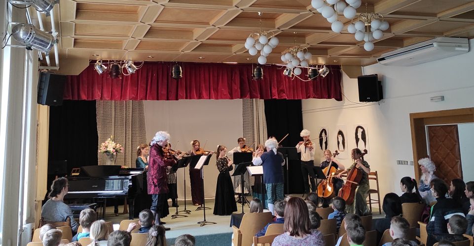 Výchovný koncert v ZUŠ
