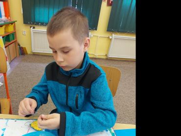Foto k aktualitě Šití ve třetí třídě
