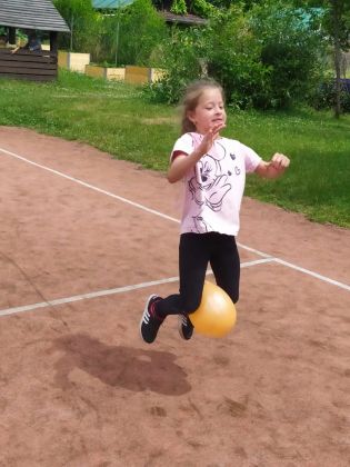 Fotografie 357006639_2212612758935276_5638866136516_original.jpg