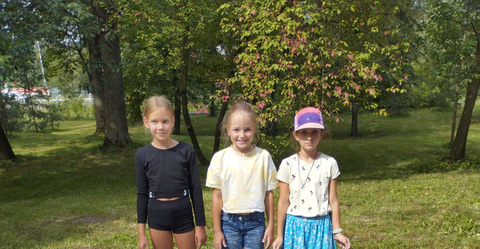 Výtvarná výchova v parku - 3. a 4. ročník