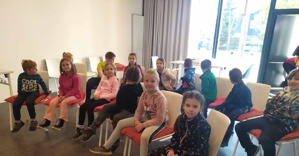 Děti z I. oddělení ŠD na besedě v knihovně