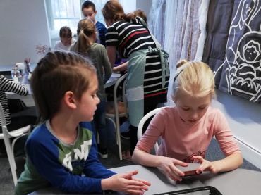 Foto k aktualitě První a třetí třída ve Valašském Meziříčí (Vánoce na Valašsku)