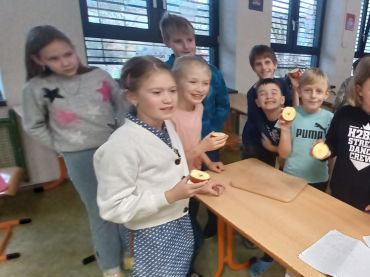 Foto k aktualitě Vánoce ve ŠD - 2. oddělení