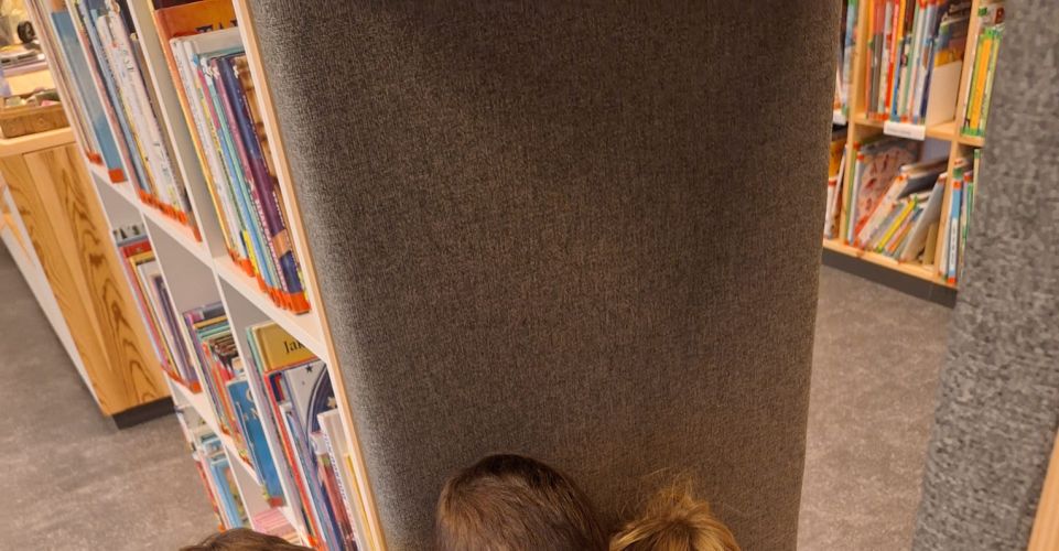 Druháci na besedě Digitální svět v městské knihovně