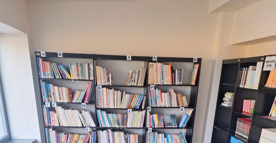 Školní knihovna v nových prostorách