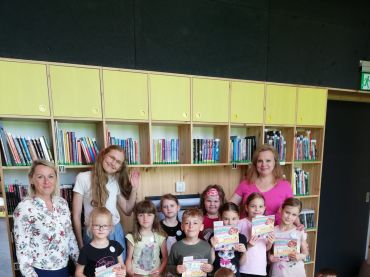 Foto k aktualitě Pasování prvňáčků na čtenáře