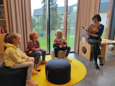 Foto k aktualitě Třeťáci v knihovně na besedě Pohádkový Rožnov