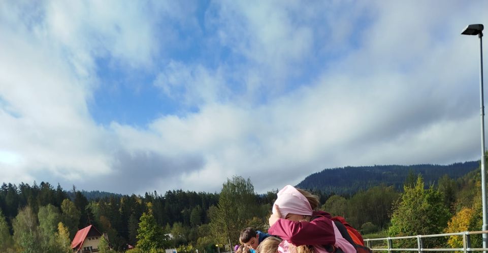 Čtvrťáci na přírodovědné vycházce