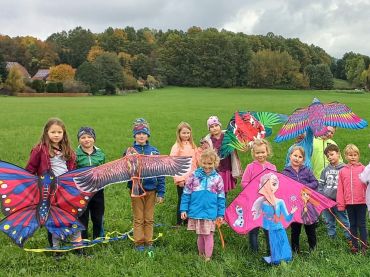 Foto k aktualitě Drakiáda II. oddělení ŠD