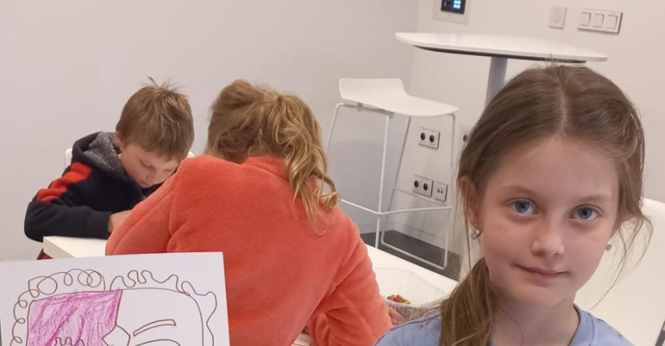 Návštěva knihovny, aneb jak jsme se na chvíli stali umělci a kreslili jako Pablo Picasso