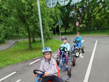 Foto k aktualitě 4. třída na dopravním hřišti