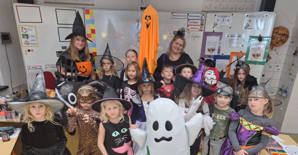 Strašidelné učení v 2. B