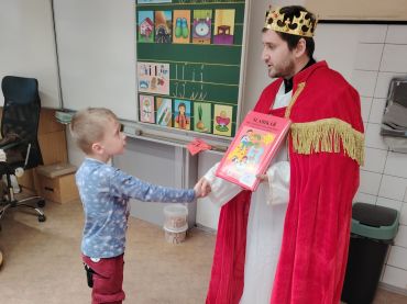 Foto k aktualitě Slavnost slabikáře v 1. třídě