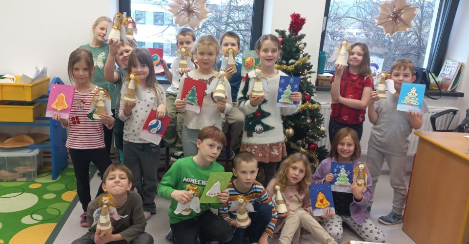 Vánoční tvoření ve školní družině 