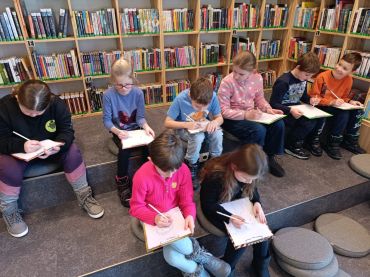 Foto k aktualitě Beseda v knihovně - 3. ročník 
