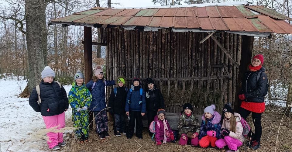23 .1. Zážitkové učení - vycházka dětí 3. ročníku ke krmelci