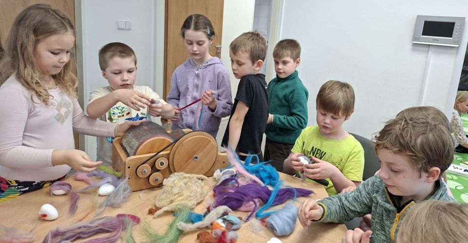 Workshop na zpracování vlny v družině 